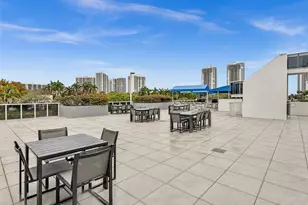 3675 N Country Club Dr, Aventura, FL 33180 - Photo 54