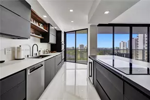 20281 E Country Club Dr, Aventura, FL 33180 - Photo 32