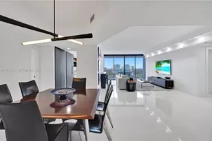 20281 E Country Club Dr, Aventura, FL 33180 - Photo 16