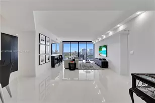 20281 E Country Club Dr, Aventura, FL 33180 - Photo 10