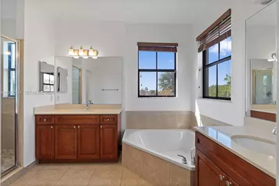 5701 NW 47th Ave, Tamarac, FL 33319 - Photo 22