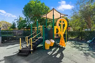 5701 NW 47th Ave, Tamarac, FL 33319 - Photo 32