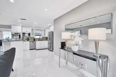 1005 SE 9th Ave, Deerfield Beach, FL 33441 - Photo 14