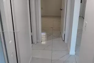 10820 SW 200th Dr, Cutler Bay, FL 33157 - Photo 16