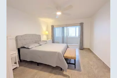 330 SE 2nd St #102E, Hallandale Beach, FL 33009 - Photo 16