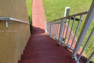 15650 SW 80th St, Miami, FL 33193 - Photo 4