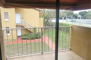 15650 SW 80th St, Miami, FL 33193 - Photo 6