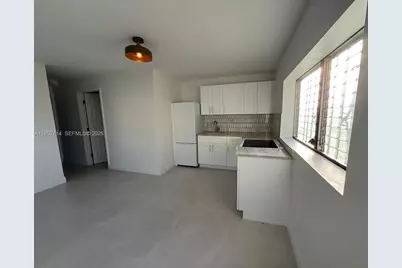 525 SW 22 Ave #B, Miami, FL 33135 - Photo 2