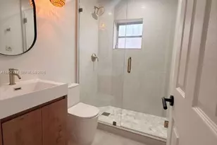 525 SW 22nd Ave, Miami, FL 33135 - Photo 12