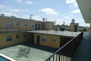 1975 NE 135th St, North Miami, FL 33181 - Photo 28