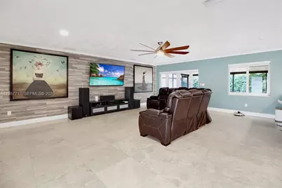 19520 SW 307th St, Homestead, FL 33030 - Photo 14