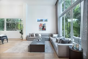 335 W 46th St, Miami Beach, FL 33140 - Photo 22