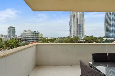 300 S Pointe Dr #605, Miami Beach, FL 33139 - Photo 20