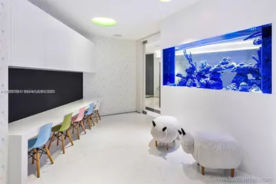 300 S Pointe Dr #605, Miami Beach, FL 33139 - Photo 34