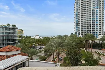 300 S Pointe Dr #605, Miami Beach, FL 33139 - Photo 18