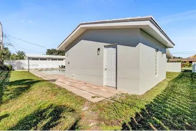 477 SE 17th Ter, Deerfield Beach, FL 33441 - Photo 38