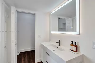 10000 W Bay Harbor Dr #PH23, Bay Harbor Islands, FL 33154 - Photo 12