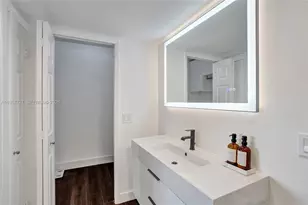 10000 W Bay Harbor Dr, Bay Harbor Islands, FL 33154 - Photo 12