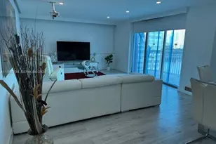 18041 Biscayne Blvd, Aventura, FL 33160 - Photo 4