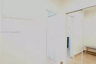 330 SE 2nd St, Hallandale Beach, FL 33009 - Photo 16