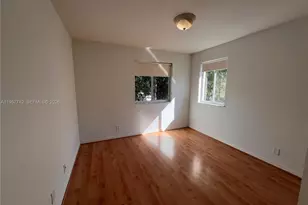 2433 Pasadena Way, Weston, FL 33327 - Photo 10