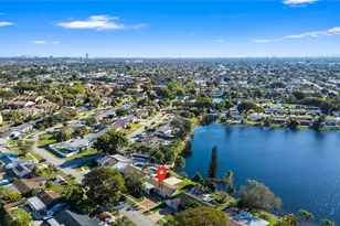 1221 NW 96th Terrace, Pembroke Pines, FL 33024 - Photo 8