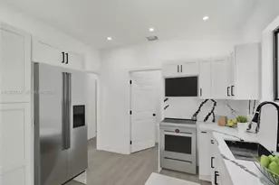 759 NE 127th St, North Miami, FL 33161 - Photo 8