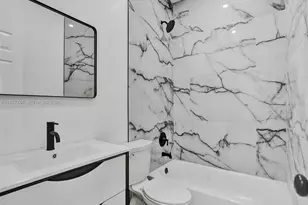 759 NE 127th St, North Miami, FL 33161 - Photo 20