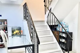 2203 NE 7th St, Hallandale Beach, FL 33009 - Photo 16