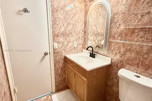 2203 NE 7th St, Hallandale Beach, FL 33009 - Photo 28