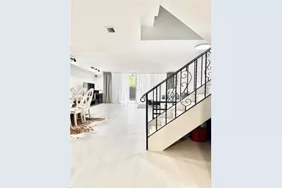 2203 NE 7th St #14, Hallandale Beach, FL 33009 - Photo 50