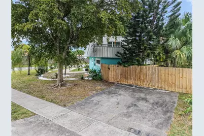 4081 NE 14th Ave, Oakland Park, FL 33334 - Photo 10