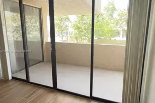 10400 SW 108th Ave, Miami, FL 33176 - Photo 6