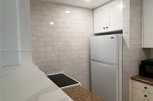 10400 SW 108th Ave, Miami, FL 33176 - Photo 4