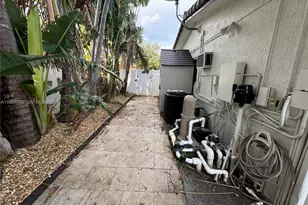 5920 SW 14th St, Plantation, FL 33317 - Photo 26