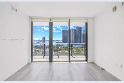 121 NE 34th St #1807, Miami, FL 33137 - Photo 8