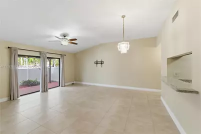 11654 NW 11th St #11654, Pembroke Pines, FL 33026 - Photo 2