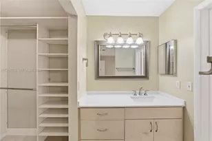 11654 NW 11th St, Pembroke Pines, FL 33026 - Photo 12