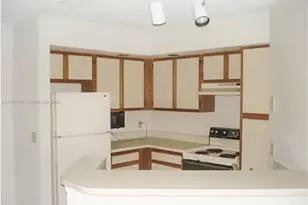 3300 N Pinewalk Dr N, Margate, FL 33063 - Photo 2