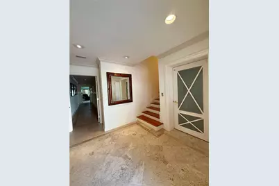 3508 Bayshore Villas Dr, Miami, FL 33133 - Photo 2