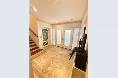 3508 Bayshore Villas Dr, Miami, FL 33133 - Photo 4