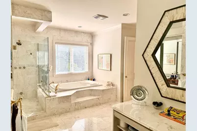 3508 Bayshore Villas Dr, Miami, FL 33133 - Photo 30