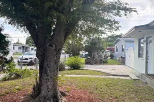 10791 SW 221st St, Miami, FL 33170 - Photo 4