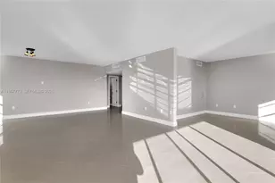 300 Bayview Dr, Sunny Isles Beach, FL 33160 - Photo 14