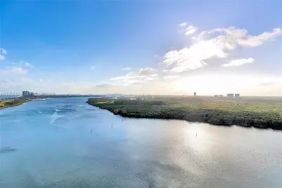 300 Bayview Dr #PH-06, Sunny Isles Beach, FL 33160 - Photo 1