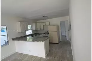 338 SW 1st Terrace, Deerfield Beach, FL 33441 - Photo 10