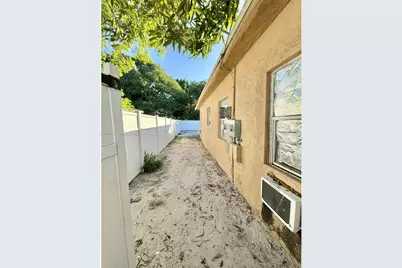 338 SW 1st Ter, Deerfield Beach, FL 33441 - Photo 4