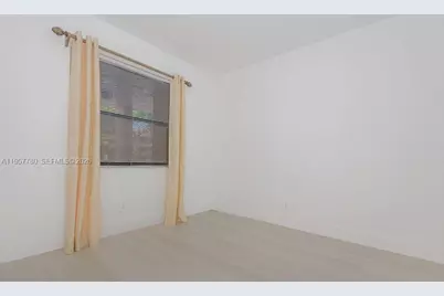 10434 Sunrise Lakes Blvd #109, Sunrise, FL 33322 - Photo 18