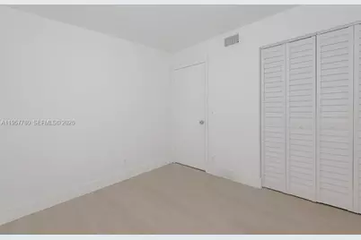 10434 Sunrise Lakes Blvd #109, Sunrise, FL 33322 - Photo 16