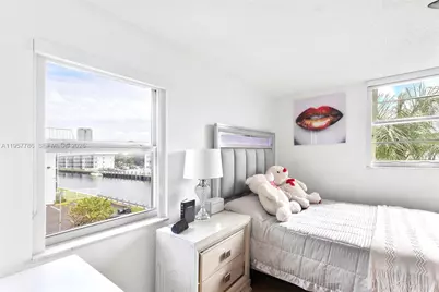 3600 NE 170th St #312, North Miami Beach, FL 33160 - Photo 6